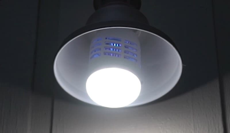 BLACK DECKER Bug Zapper Bulb