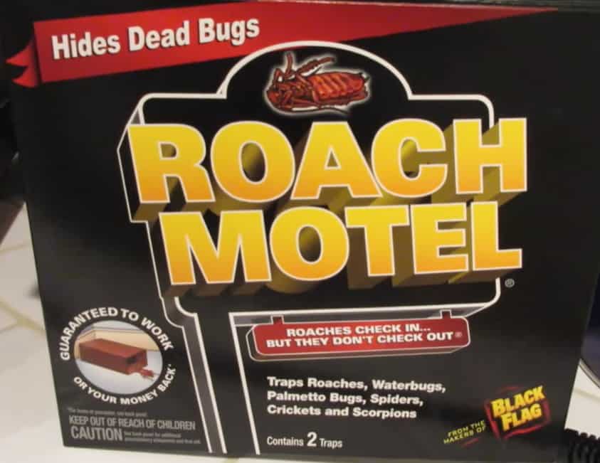 Black Flag 8 traps Roach Motel Cockroach Killer bait Glue Trap
