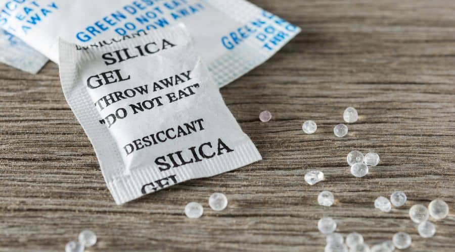 Desiccant silica gel