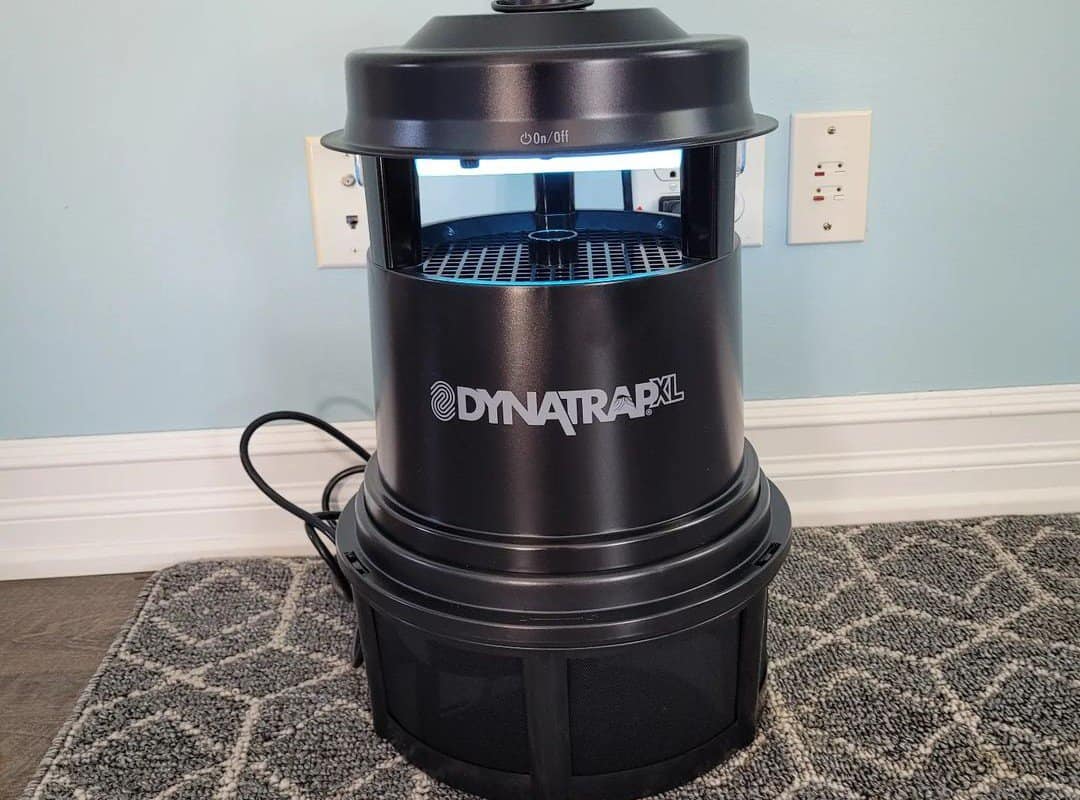 DynaTrap DT2000XLPSR Large Mosquito & Flying Insect Trap 