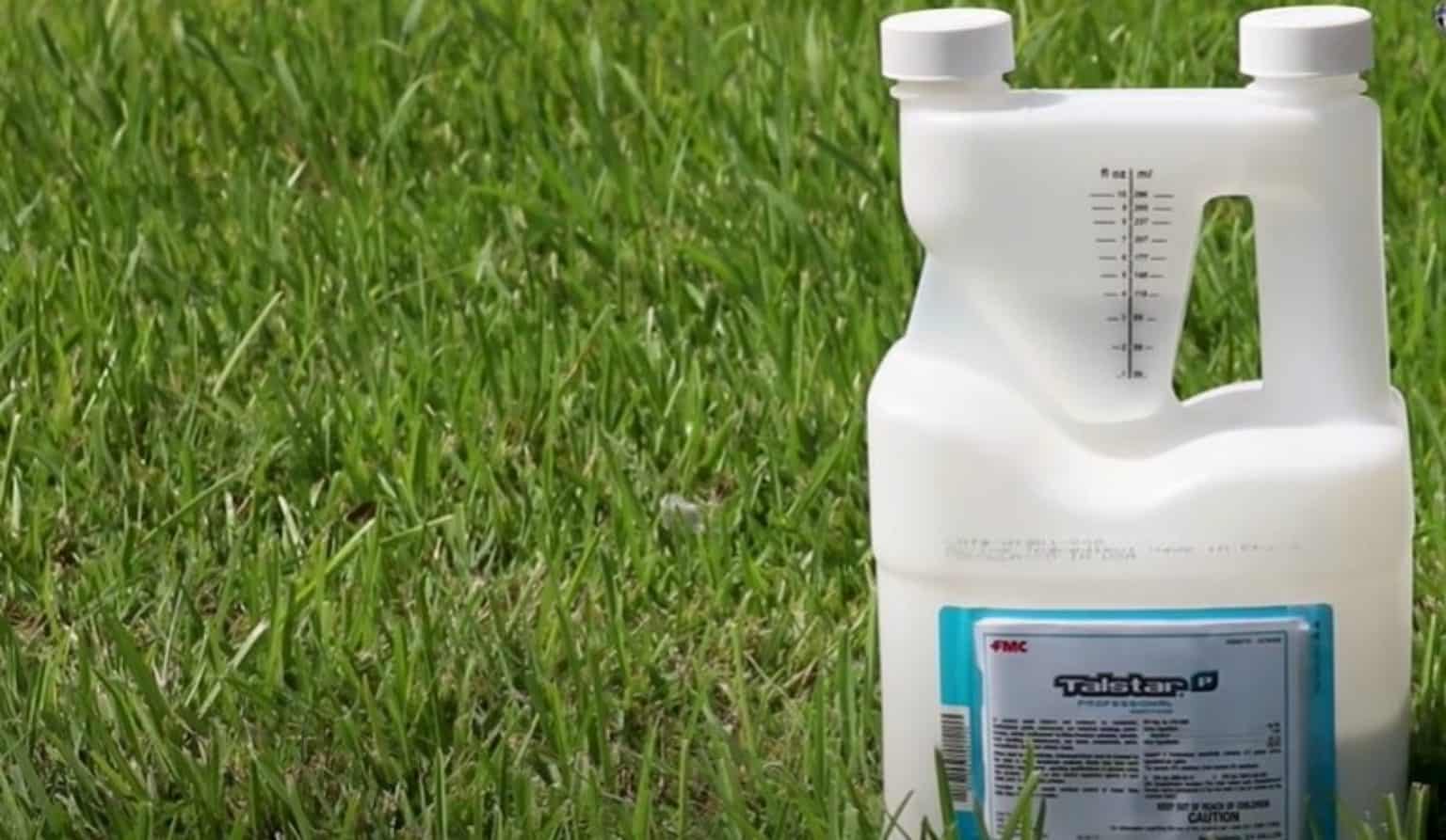 8 Best Mosquito Sprays And Repellents For Yard In 2023