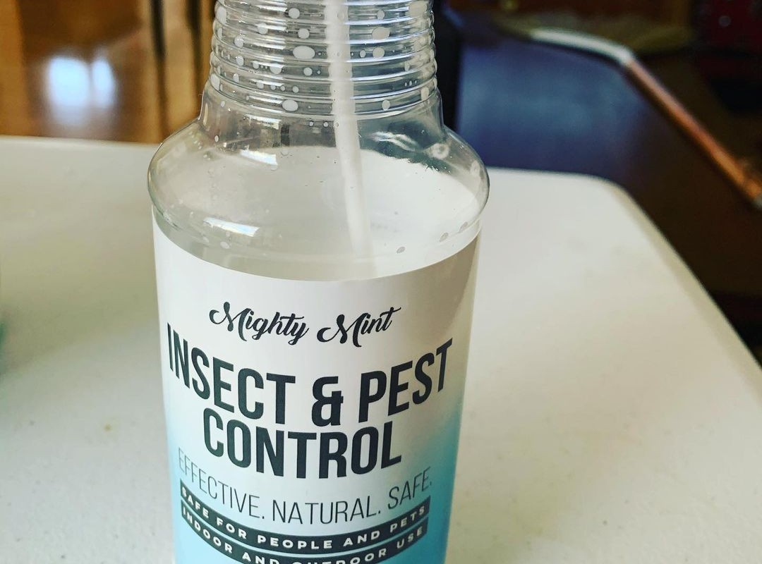 Mighty Mint 16oz Insect and Pest Control Peppermint Oil