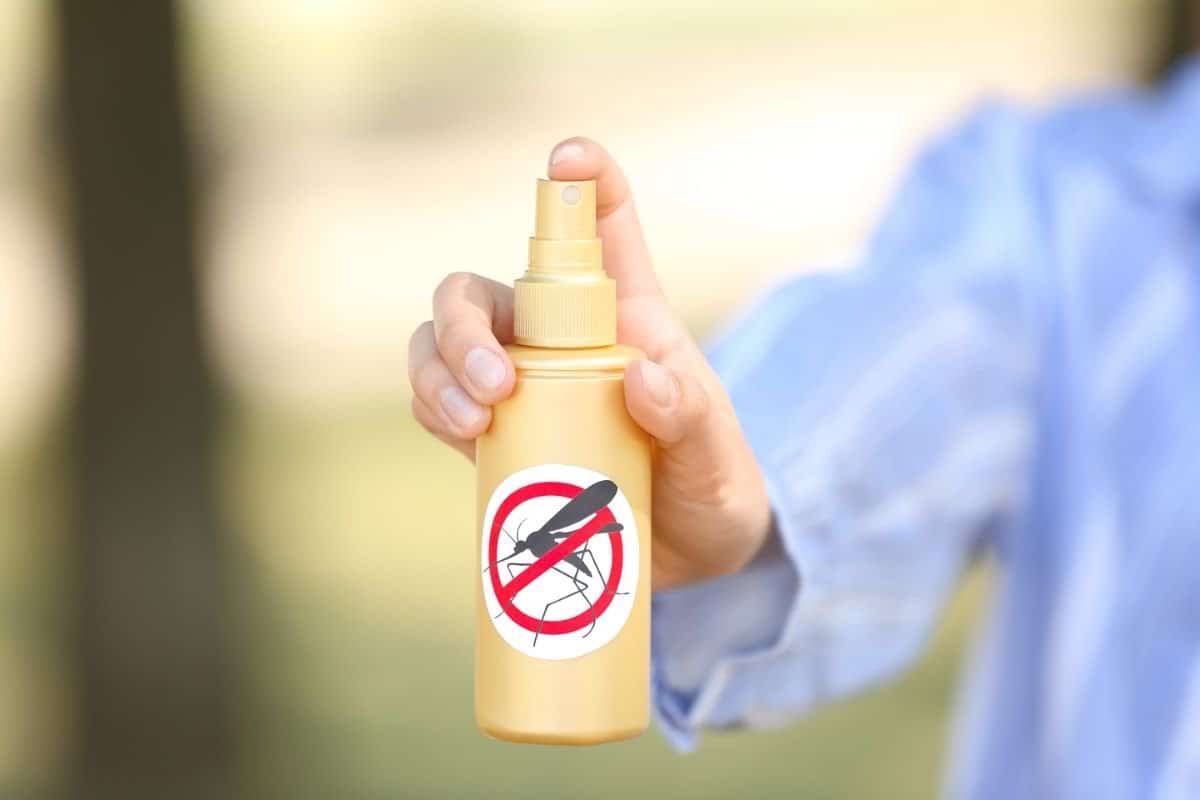 anti-mosquito spray