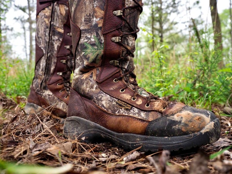 best hiking boots for snake protection