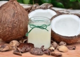 Does Coconut Oil Kill Fleas? Detailed Guide